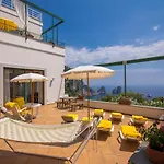 Olga Luxury קאפרי