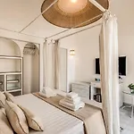 Olga Luxury 2* קאפרי