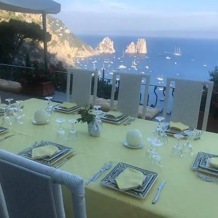 Olga Luxury Πανσιόν Κάπρι