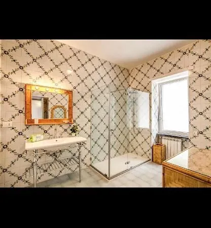 Olga Luxury 2*