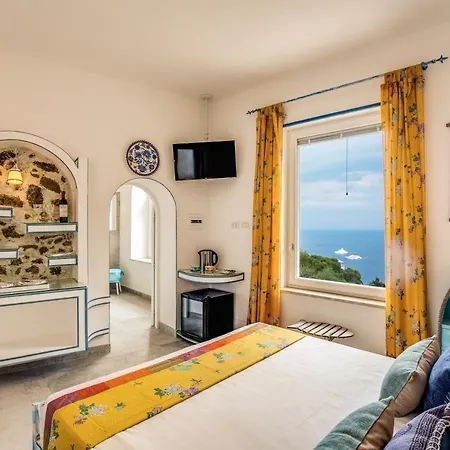 ゲストハウス Olga Luxury カプリ