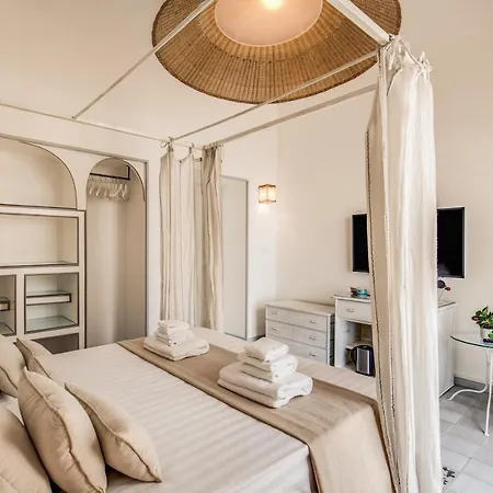 Olga Luxury 2* カプリ