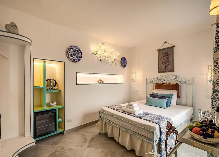 Olga Luxury 2* קאפרי