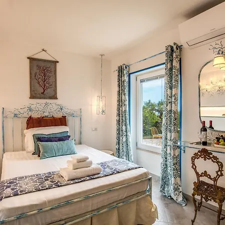 Olga Luxury Pensión