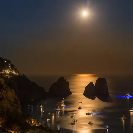 Olga Luxury Pensión 2*