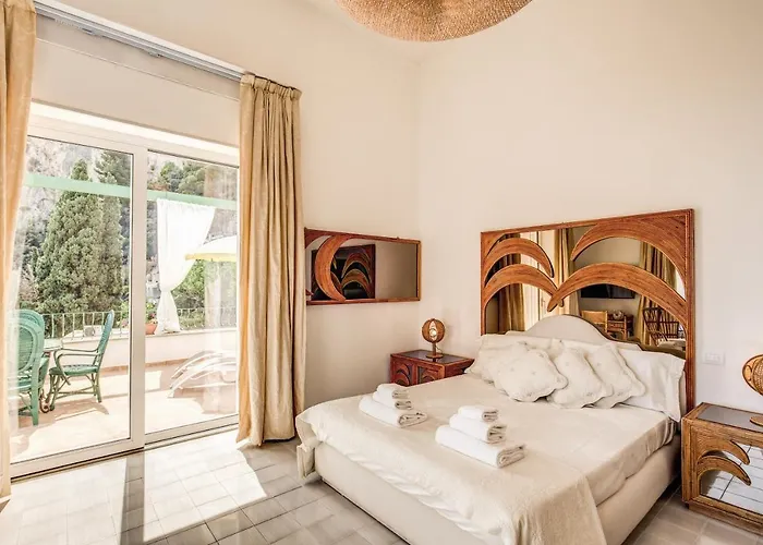 Olga Luxury Гостевой дом Капри